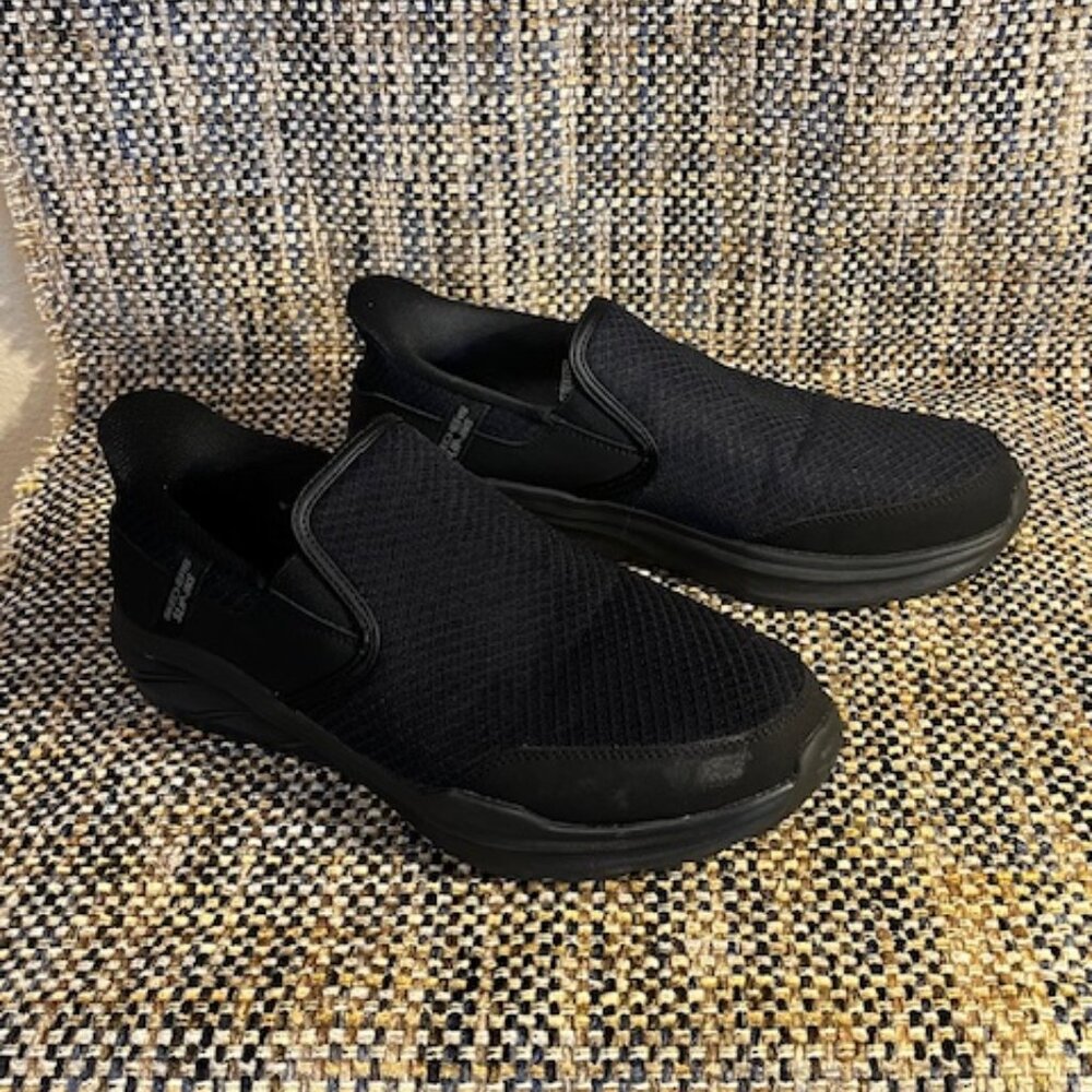 Men's Skechers Slip-In Relaxed Fit Equalizer 6.0 Shoes